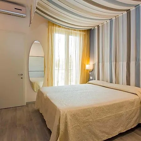 Hotel Trieste 3*