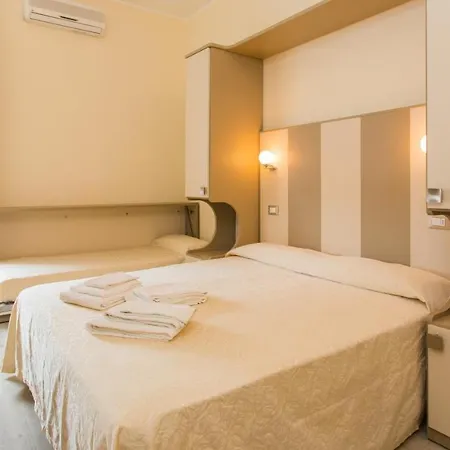 Hotell Trieste 3*